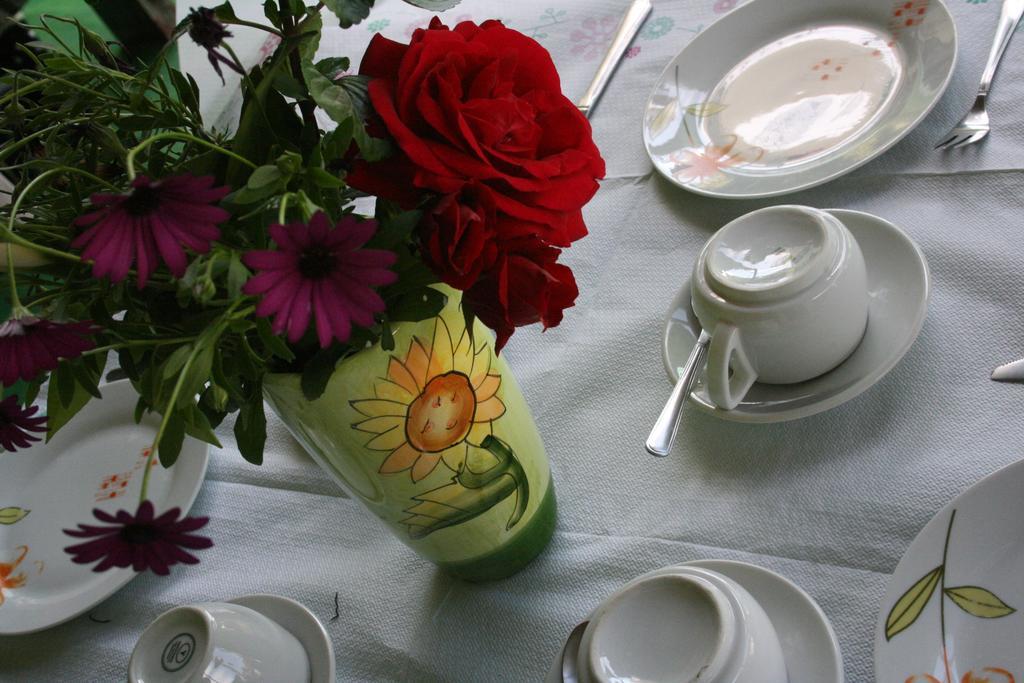 Des Roses Hotel 플라타니아스 외부 사진